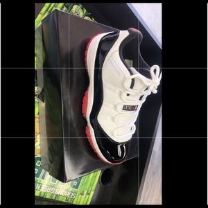 Jordan 11 Concord bred retro 11 low tops